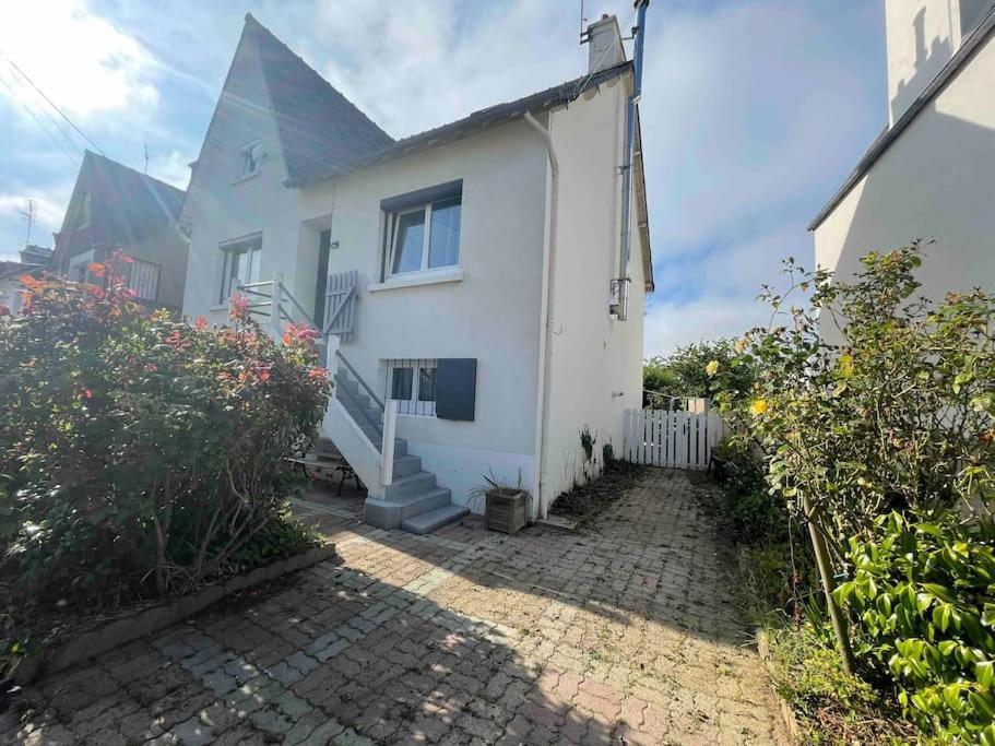 Maison Spacieuse Avec Jardin Et Salle De Sport แซงต์-บรีเออ ภายนอก รูปภาพ